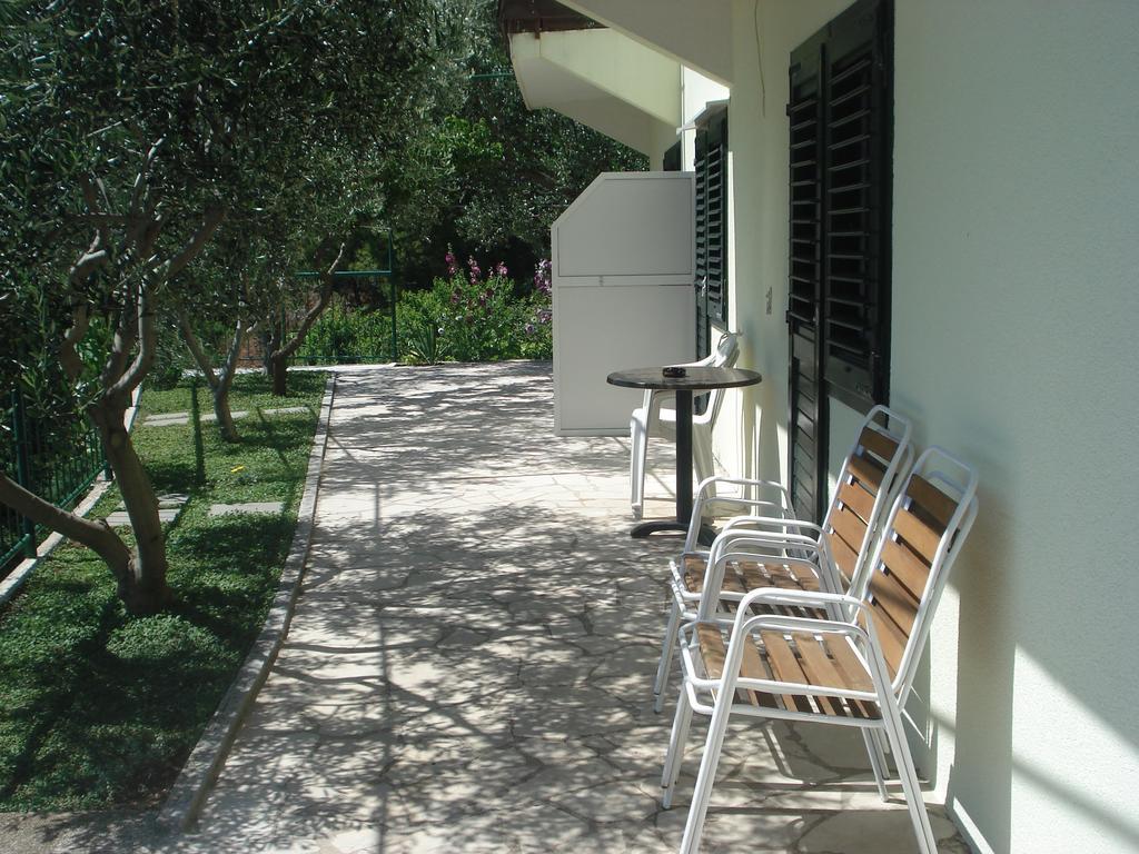 Apartments Smiljana Omiš Zewnętrze zdjęcie