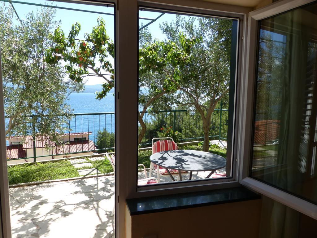 Apartments Smiljana Omiš Zewnętrze zdjęcie