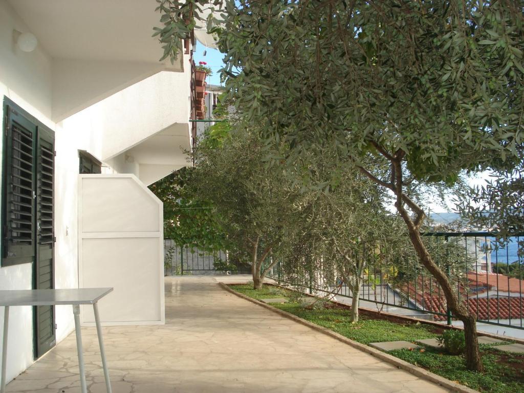 Apartments Smiljana Omiš Zewnętrze zdjęcie