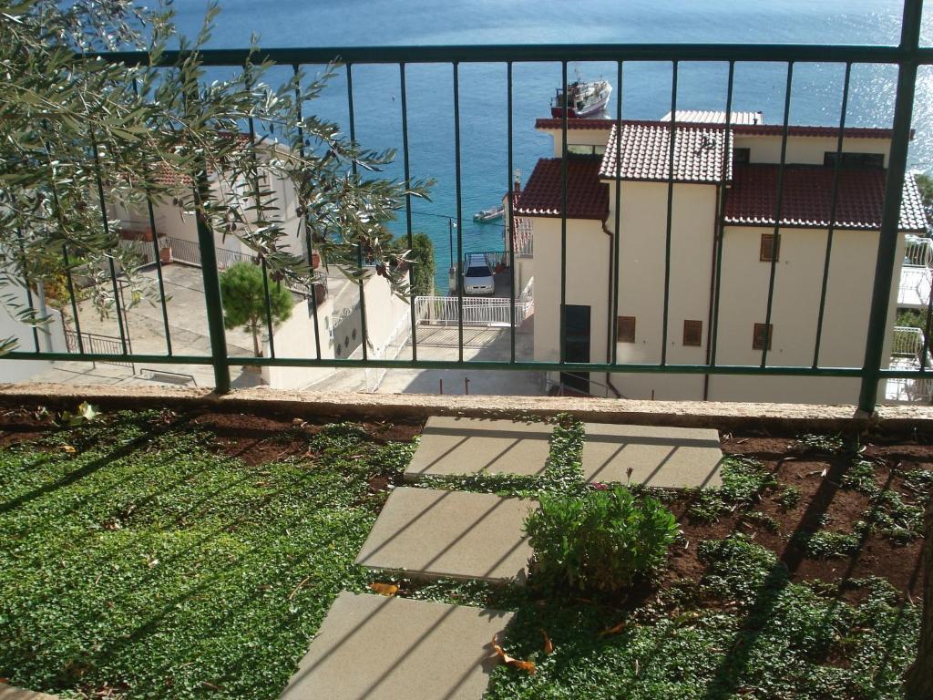 Apartments Smiljana Omiš Zewnętrze zdjęcie