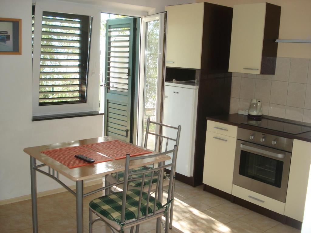 Apartments Smiljana Omiš Zewnętrze zdjęcie