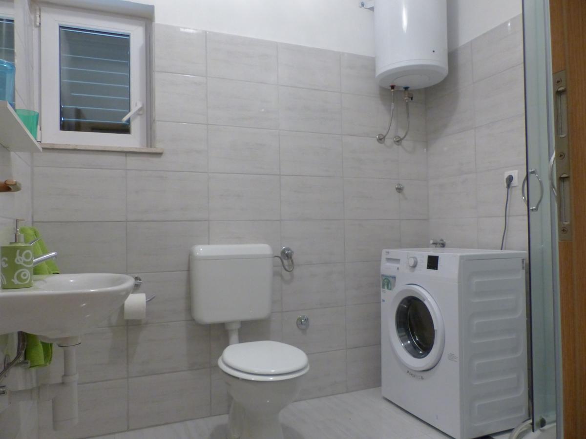 Apartments Smiljana Omiš Zewnętrze zdjęcie